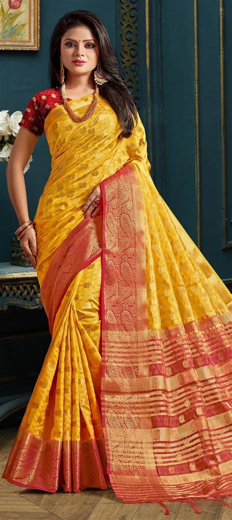 only saree images|traditional saree pics.